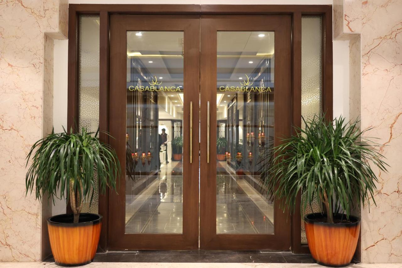 Pride Hotel Bhopal Buitenkant foto
